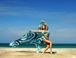 Beyonce H&M summer campaign